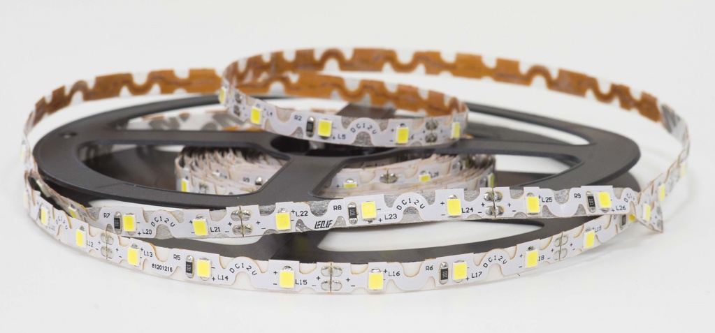 ELF-ZigZag-300SMD2835NWW.jpg ELF-ZigZag-300SMD2835NWW.jpg